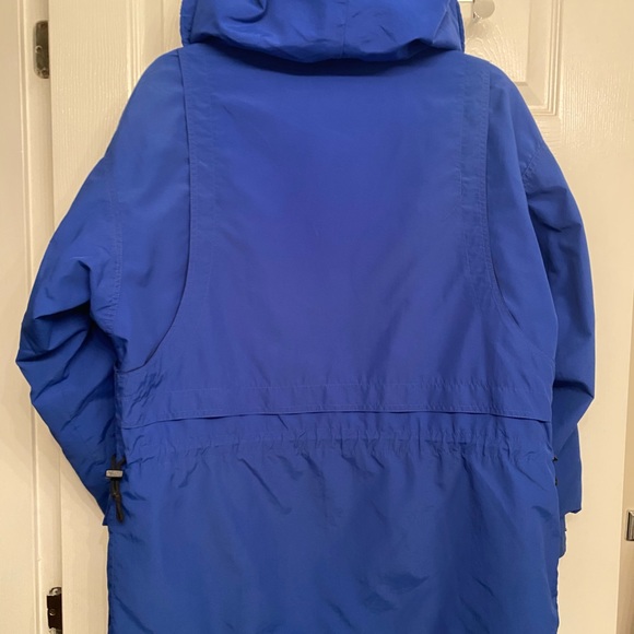 SOLD Vintage Snow (Canada) Goose Gore-Tex Raincoat - Picture 2 of 12